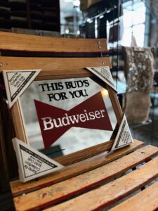 ヴィンテージ　パブミラー3枚セット 7/3 Budweiser ヴィンテージパブミラー 商品紹介 - ottoantiques.jp